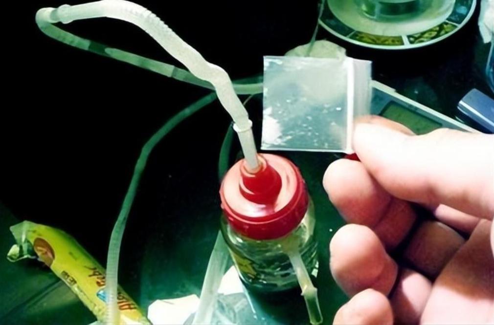 北京女子偷快递被刑拘,北京一女子取快递被抓