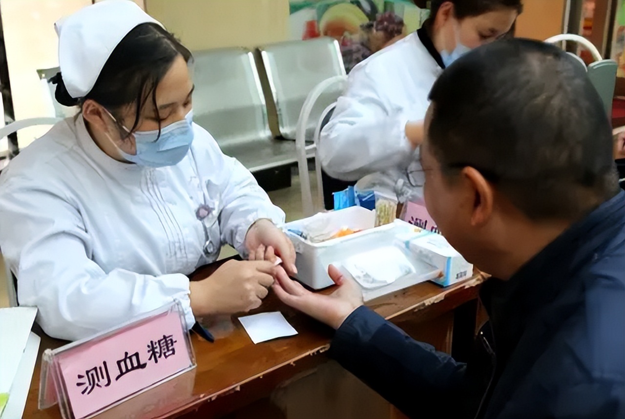 55岁男性体检应该检查哪些项目,体检一般检查哪些项目能预防癌症