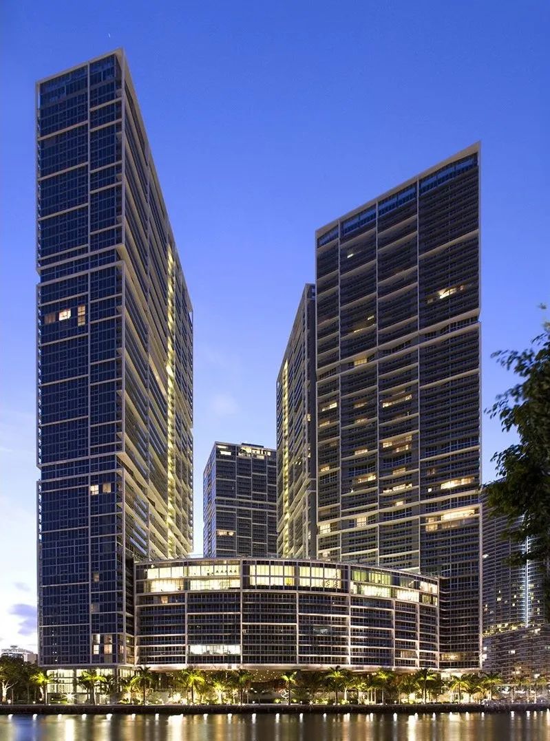 布里克尔印象公寓及W酒店/迈阿密的新城市印象|ARQ建筑事务所