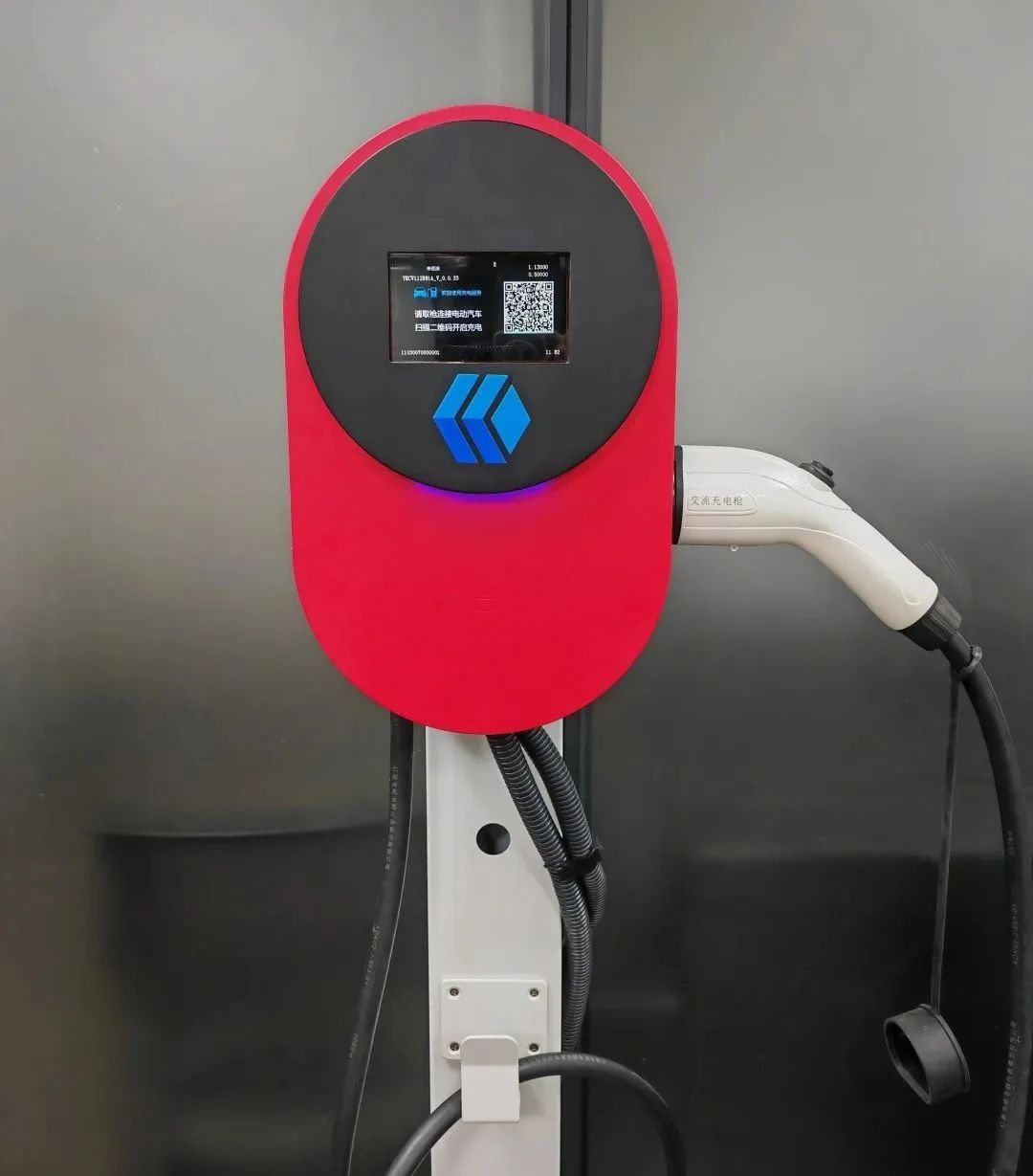 家用充电桩充电时应该如何操作,汽车充电桩充电应注意哪些事项