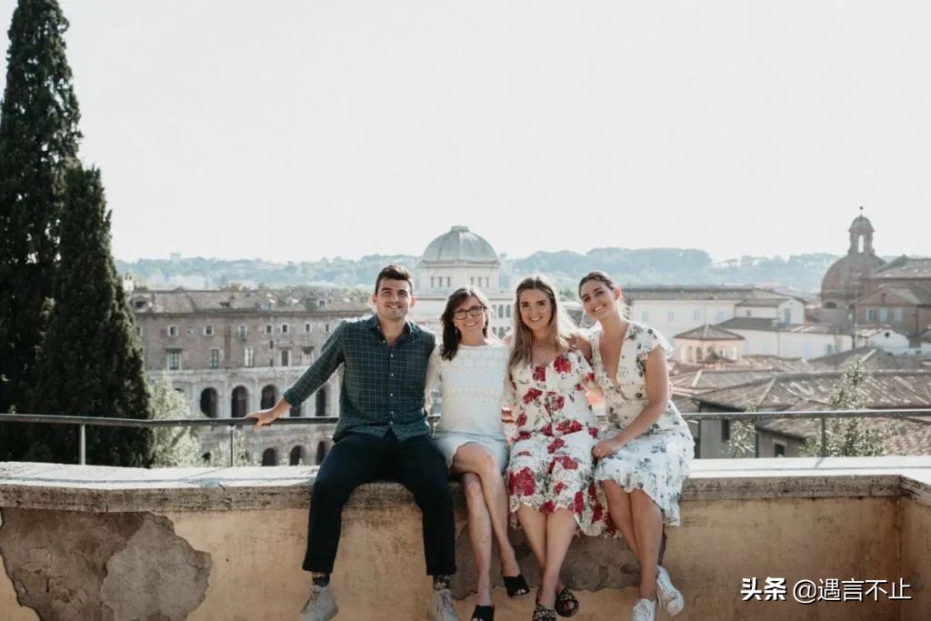 57岁封神，65岁翻车，女股神木头姐是被风吹上天的猪？