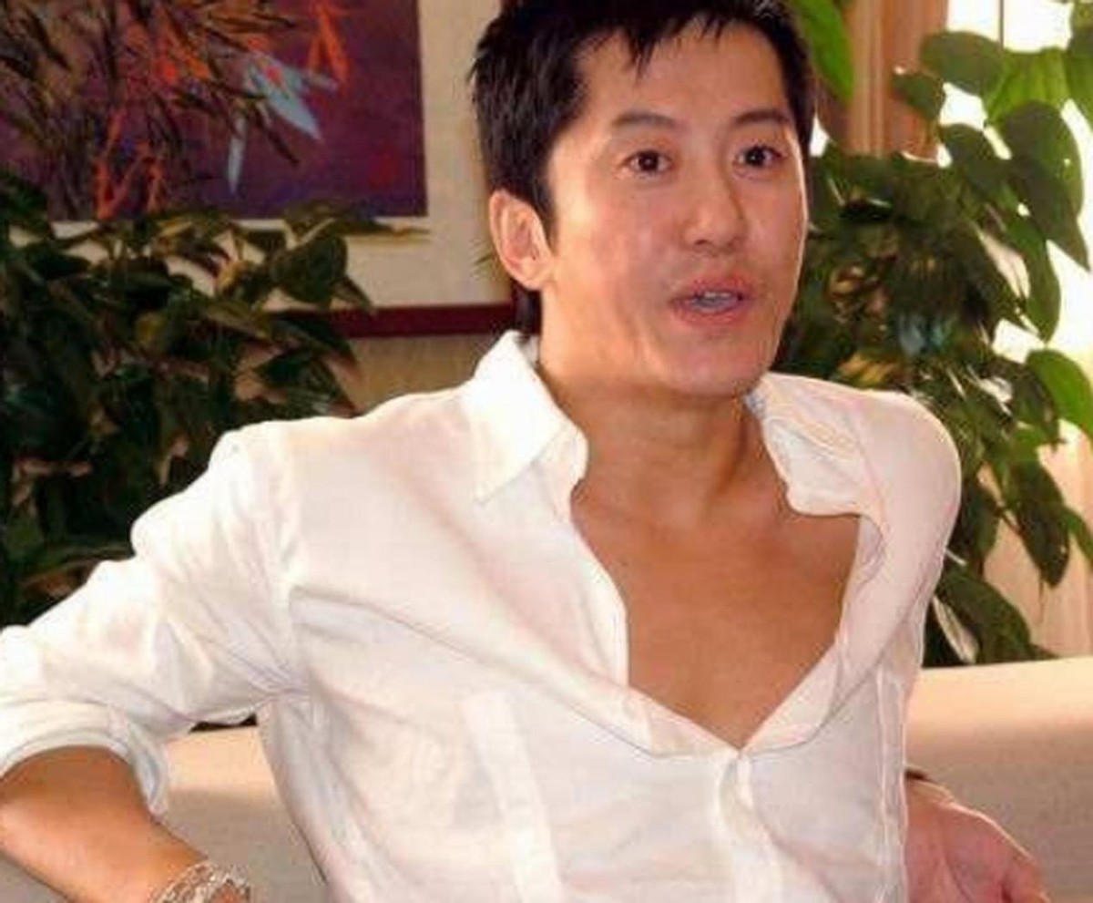 8次上春晚54岁入狱,他8次上春晚后被捕入狱