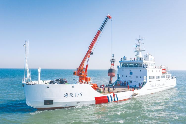 华夏之光照耀南海:中国舰船强势终结菲律宾“嚣张”24年