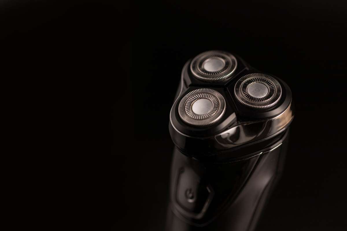 飞科和飞利浦剃须刀哪个销量好,国产剃须刀十大品牌排行榜