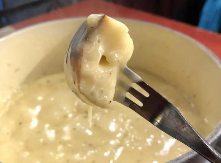 奶酪和牛奶哪个补钙效果好,奶酪和酸奶哪个补钙