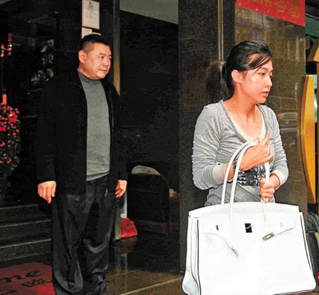 贵妇鄙视链,贵妇炫耀爱马仕包