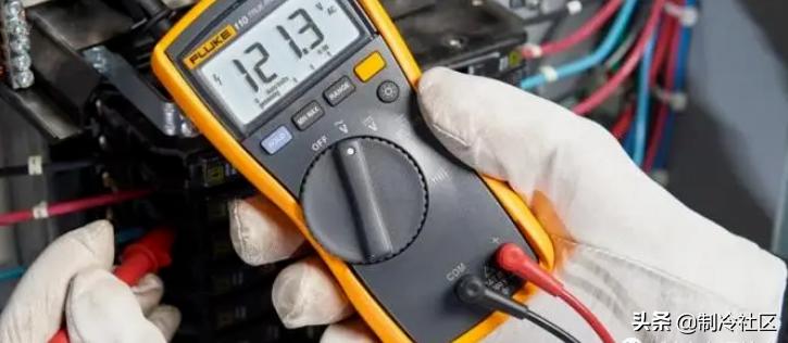 汽车空调制冷剂的充注方法,10匹空调制冷剂充注量在哪看