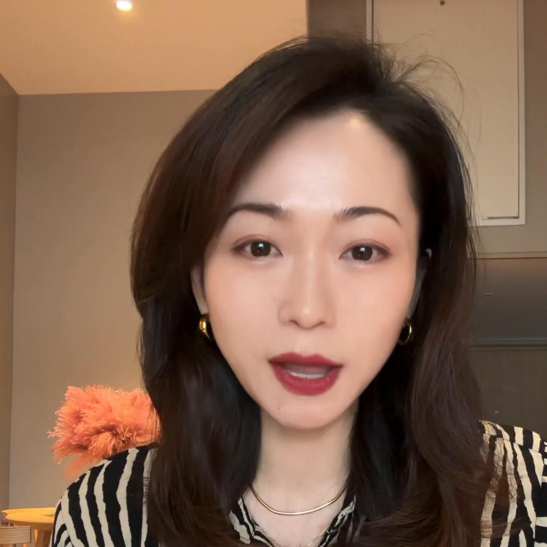 选场地？选策划？nonono，先开会~#新娘备婚