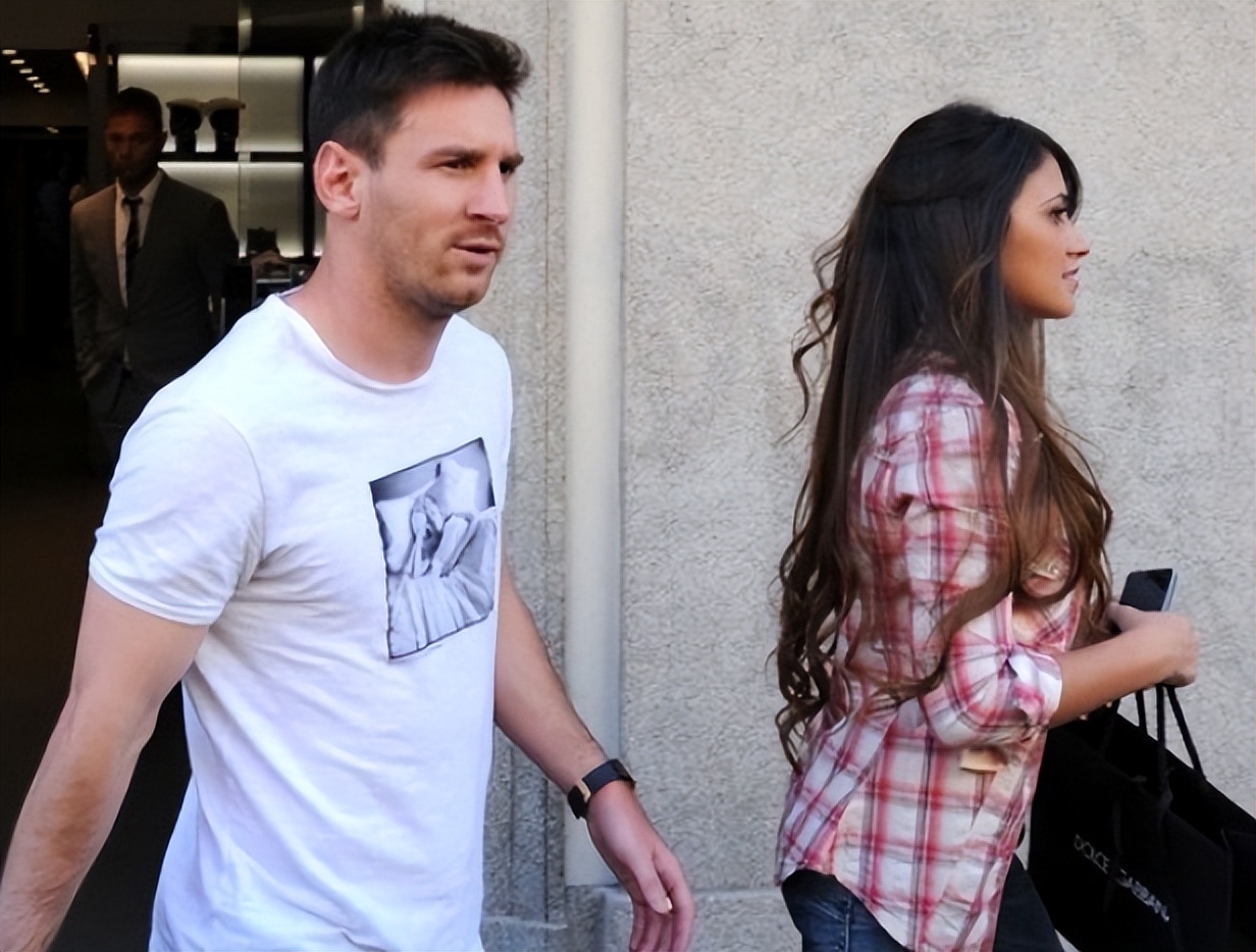 各国太太团身材,世界杯太太团惊艳全场颜值排名