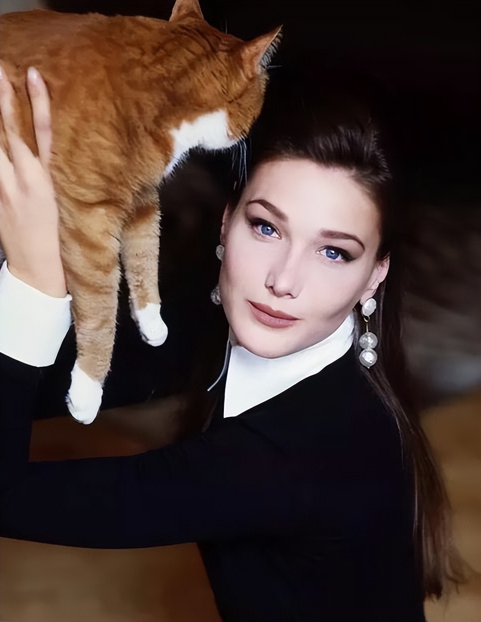 出轨男友儿子，情伤特朗普，她却转嫁法国总统，这个小三很劲爆