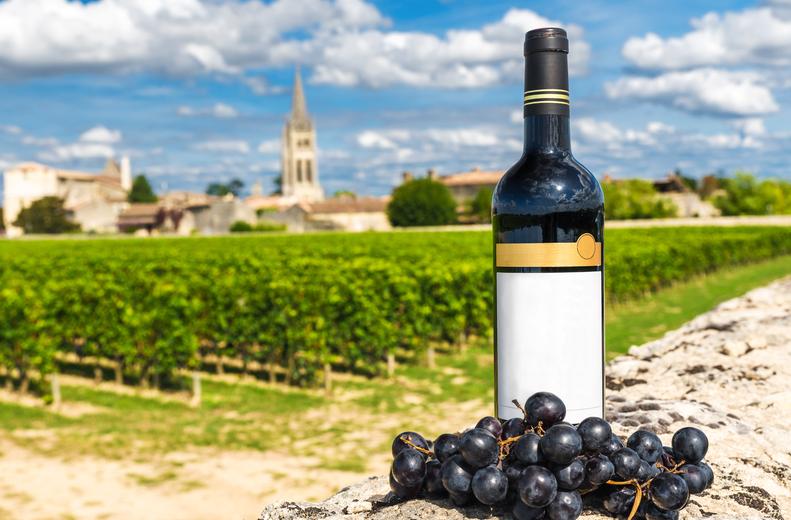 起泡甜白葡萄酒和白葡萄酒的区别,起泡葡萄酒和白葡萄酒哪个好喝