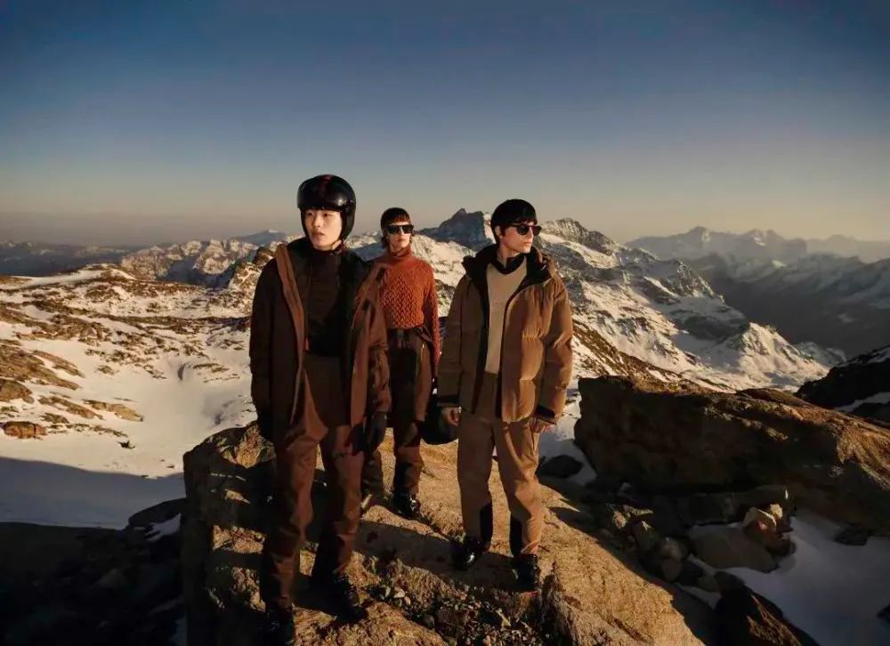 2022.11.03快报|SHEIN将在日本开设首家实体店；Maje推出转售服务；杰尼亚推出全新户外系列