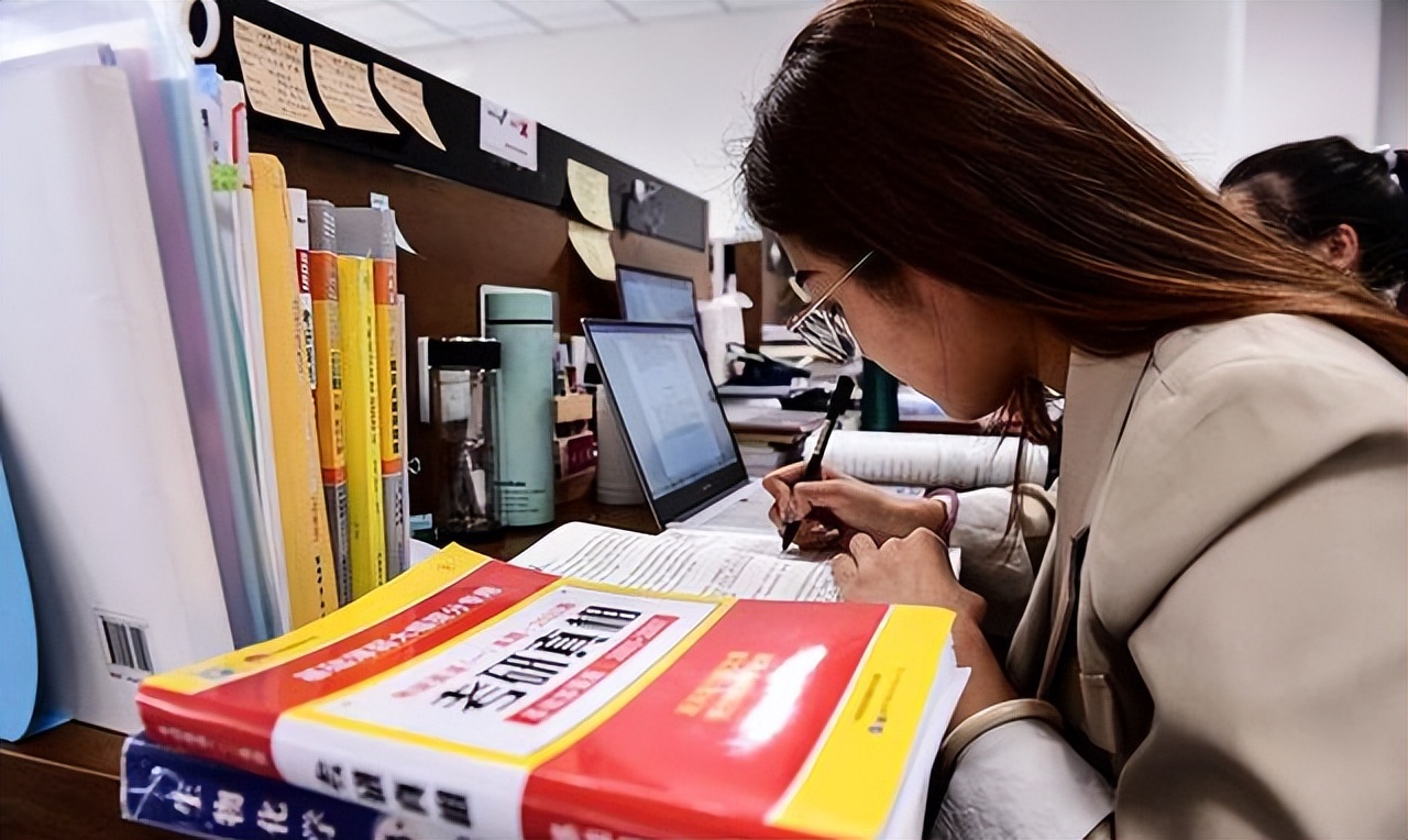 研究生上岸读还是不读,考研没上岸怎么交费读研