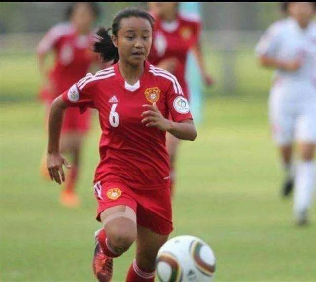 亚洲杯中国女足历届排名,最新女足亚洲杯战女足夺冠照片