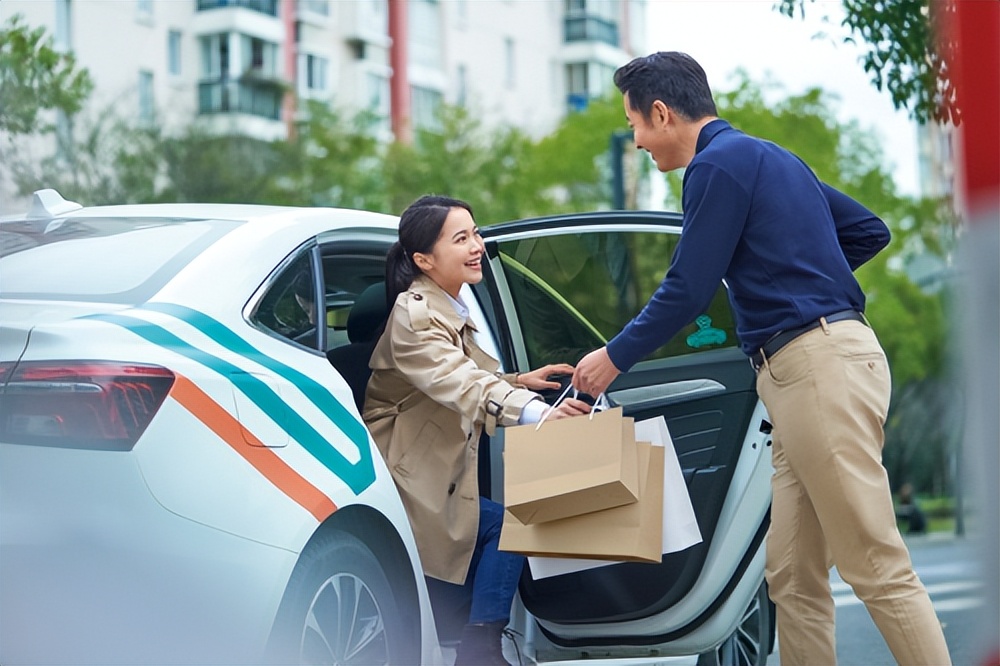安全系数高的网约车平台！晚上打车，就用享道