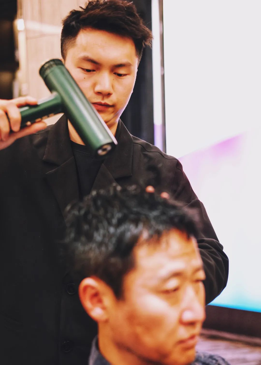 成都直男的头值多少钱？