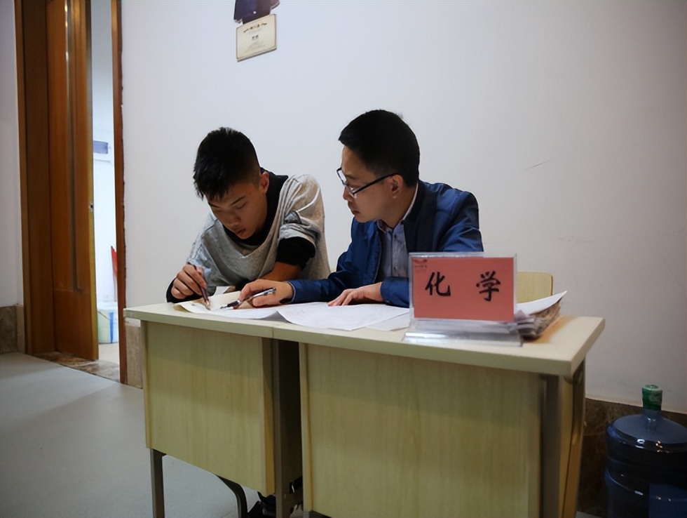 热点聚焦｜一三八那么好，为何还要考巴川中学？