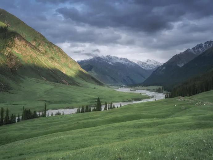 朋友圈背景图片男生简约干净,朋友圈背景图高级感干净
