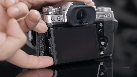 富士x-t5等四款相机迎来固件升级,富士x-t5对比富士gfx100s