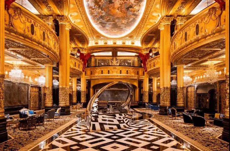 澳门又出现一个赌王，一口气买30台劳斯莱斯，还娶外国模特为妻