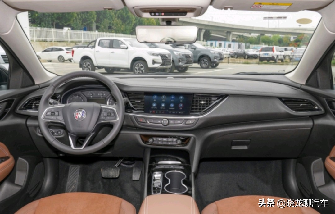 君威和斯柯达速派哪个好,斯柯达速派对比君威