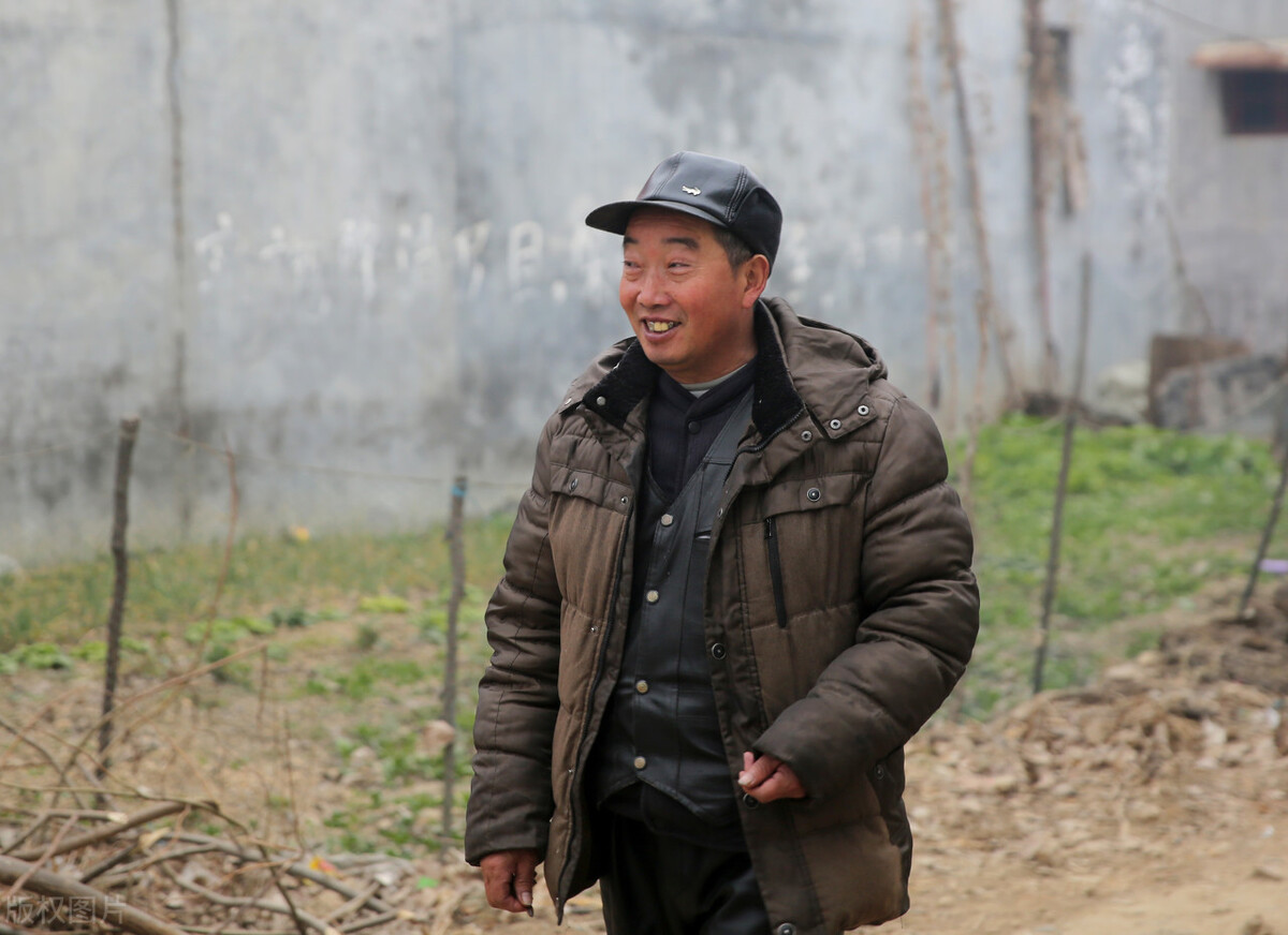 在村里被人看不起该怎么办？做到这几点，做一个受尊重的人