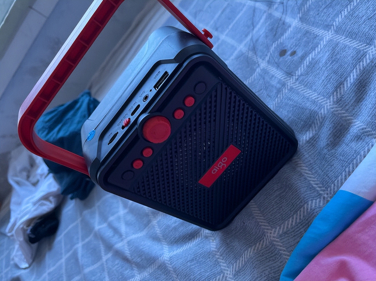 爱国者t51和t051,爱国者t51蓝牙音箱没有声音