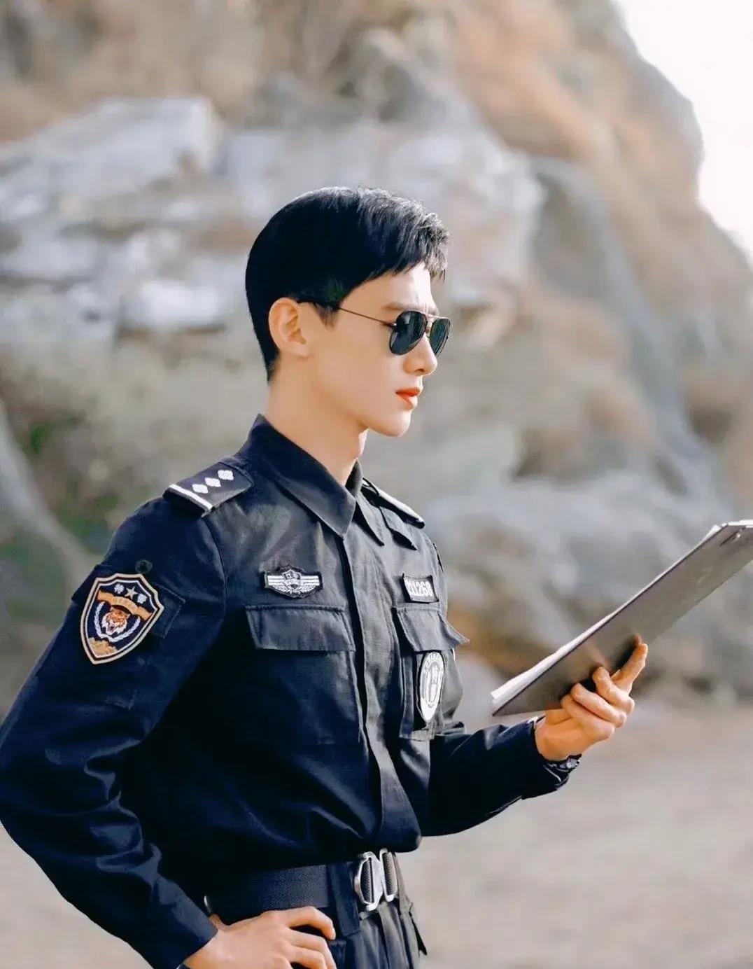 校草脸男星图鉴,男校草图片帅气