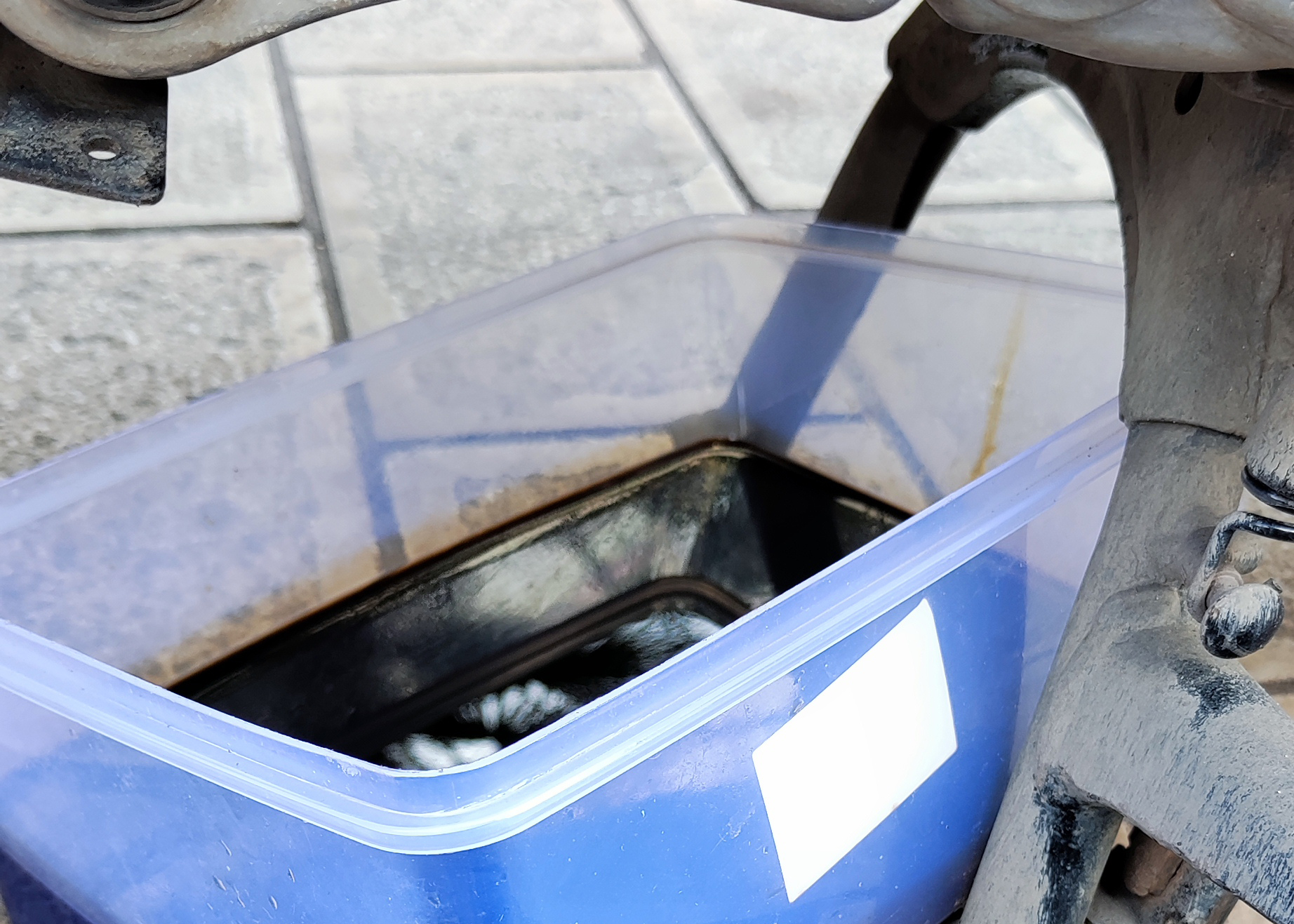 大阳adv350踏板摩托车机油格更换,大阳摩托车老款踏板125怎么换机油