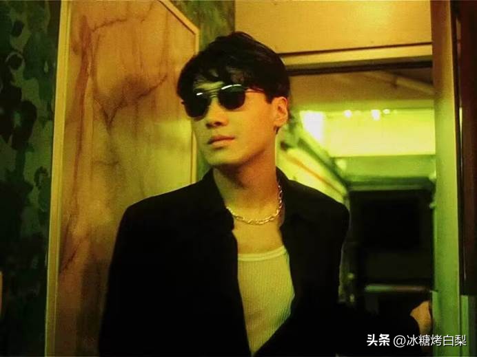 天王黎明的背影照片,天王黎明最帅视频