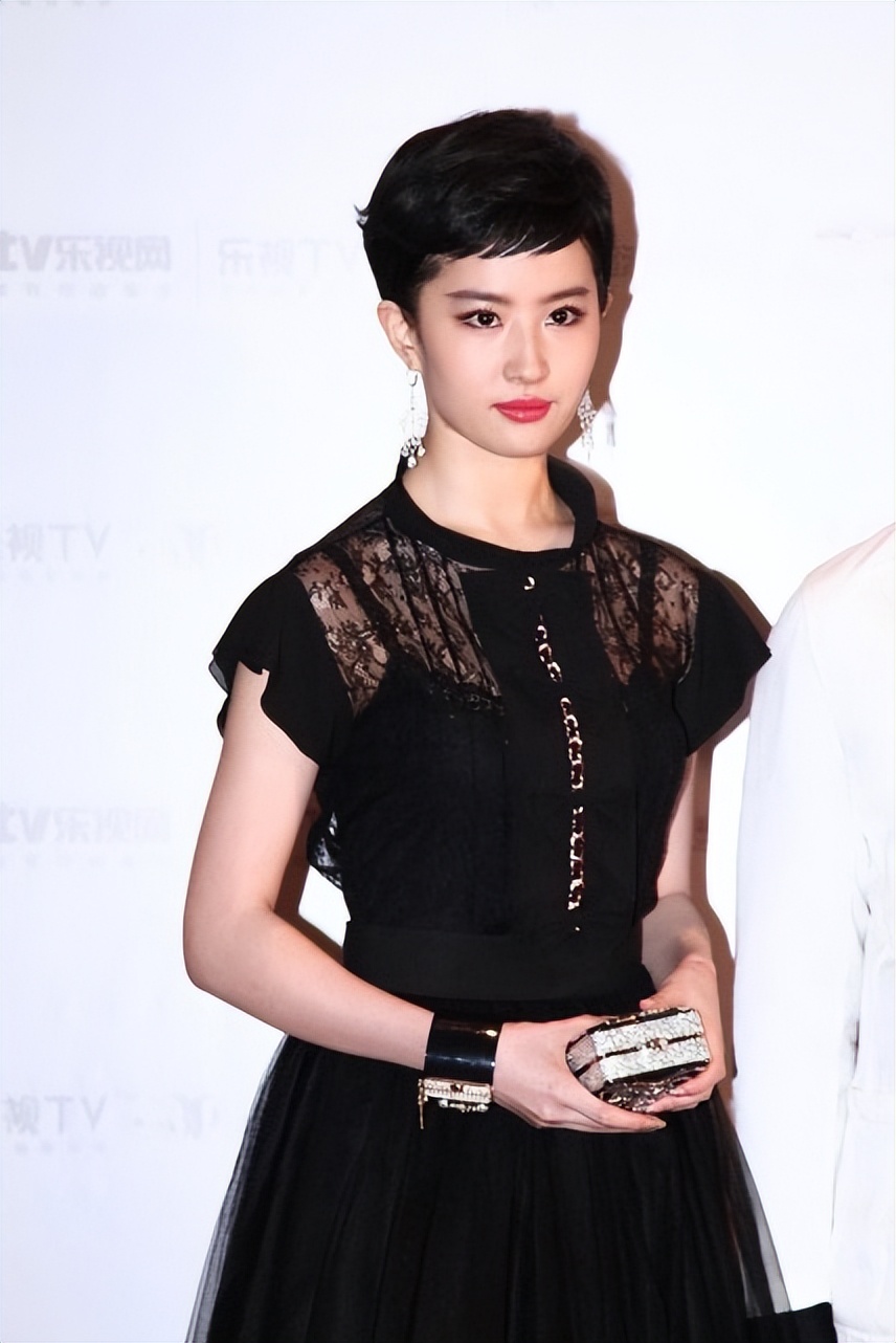 论女星的短发角色，只服这10位港台女神！热巴等人就别硬上弓了