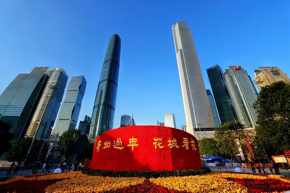 广州旅游攻略广州塔,打卡广州塔和珠江游