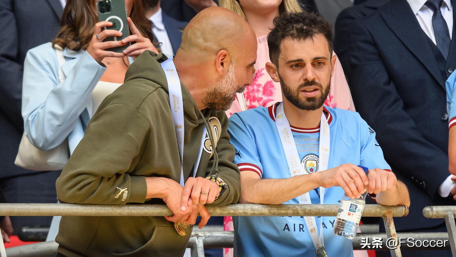 曼城冲三冠最新战况,曼城三冠王