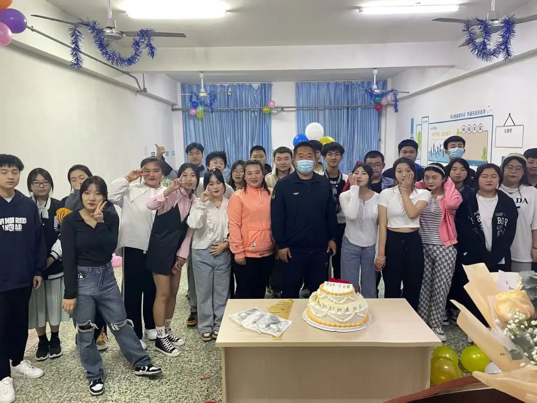 大连中港通关学校,大连中港通关学校位置