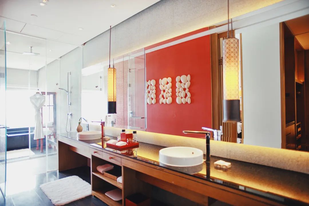 三亚打卡必住酒店之一,三亚十大必住酒店推荐排名最新