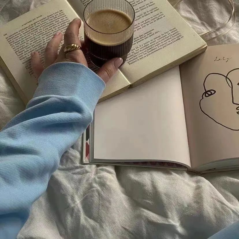 文案真的有两个人都不勇敢的时候,没有足够的勇气去面对自己的文案