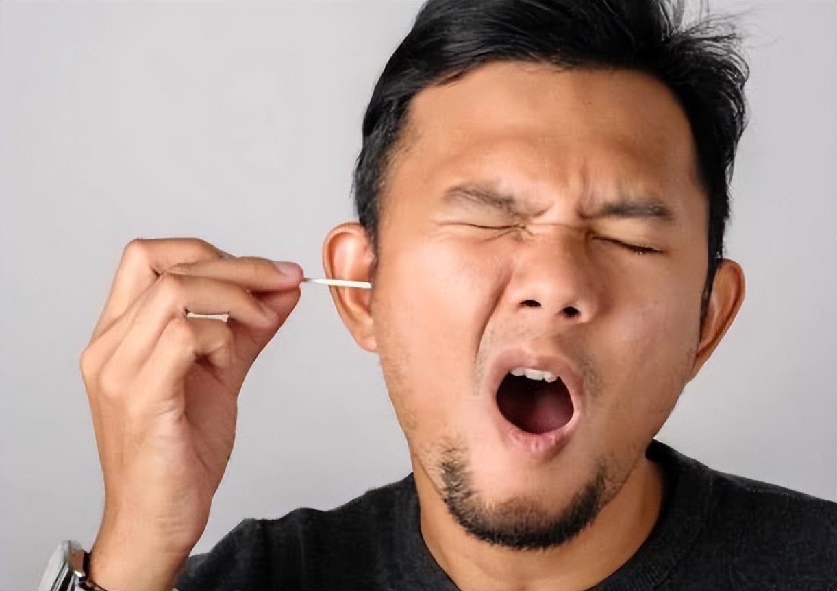 怎样才是正确掏耳屎的方法,不要再用错误的方式掏耳勺