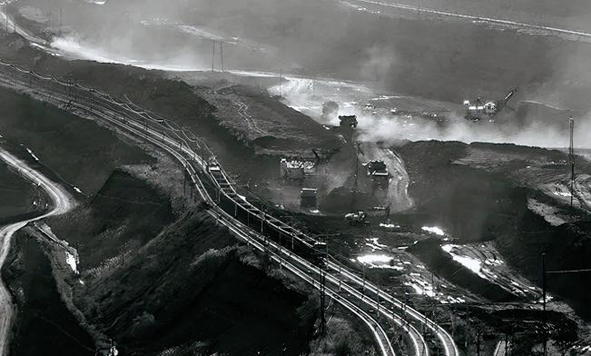 55米厚的煤层,大型露天煤矿形成全过程