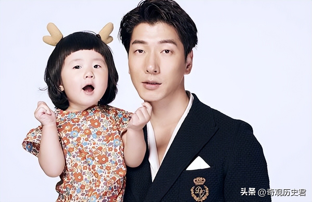 父女之间亲嘴的危害,父女亲脸拥抱违法吗