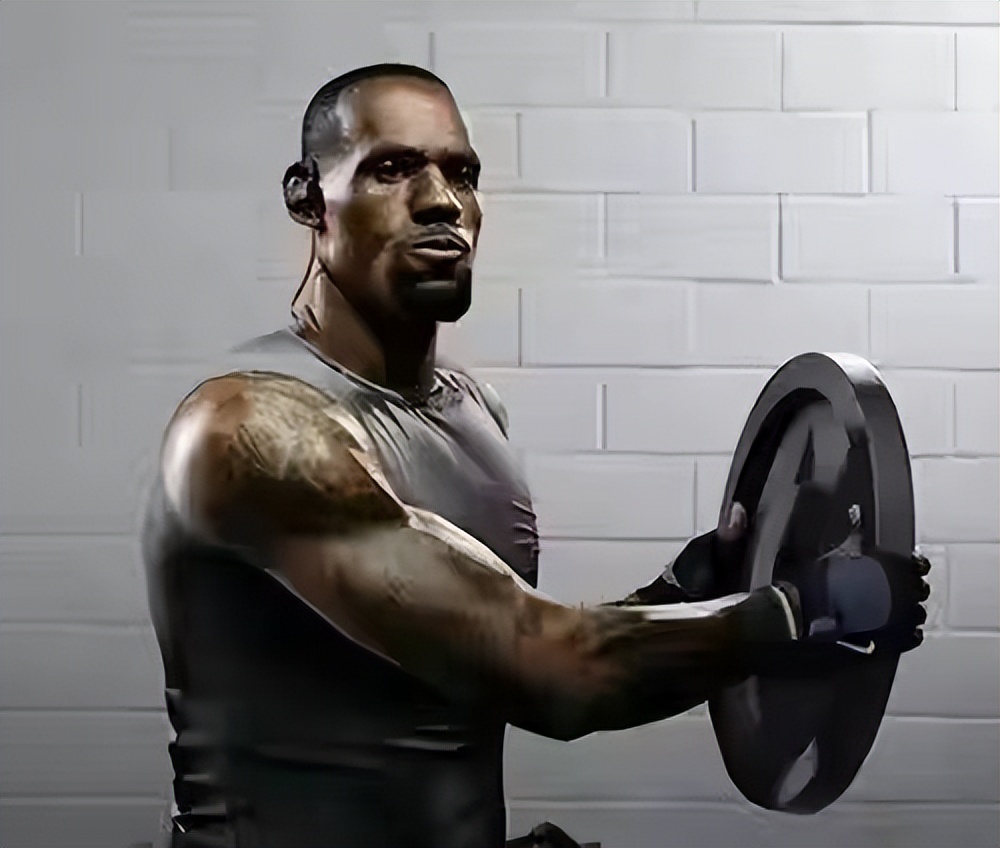 詹姆斯战胜勇士赛后咆哮,詹姆斯首次承认不能战胜勇士