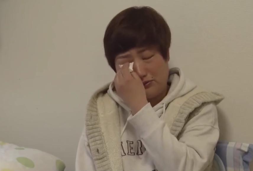 在日本打工的中国人,女的被*辱侮**后跳楼,男的断三根手指投诉无门