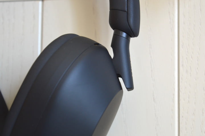 索尼wh-1000xm5对比1000xm4,索尼wh1000xm5可以插线嘛