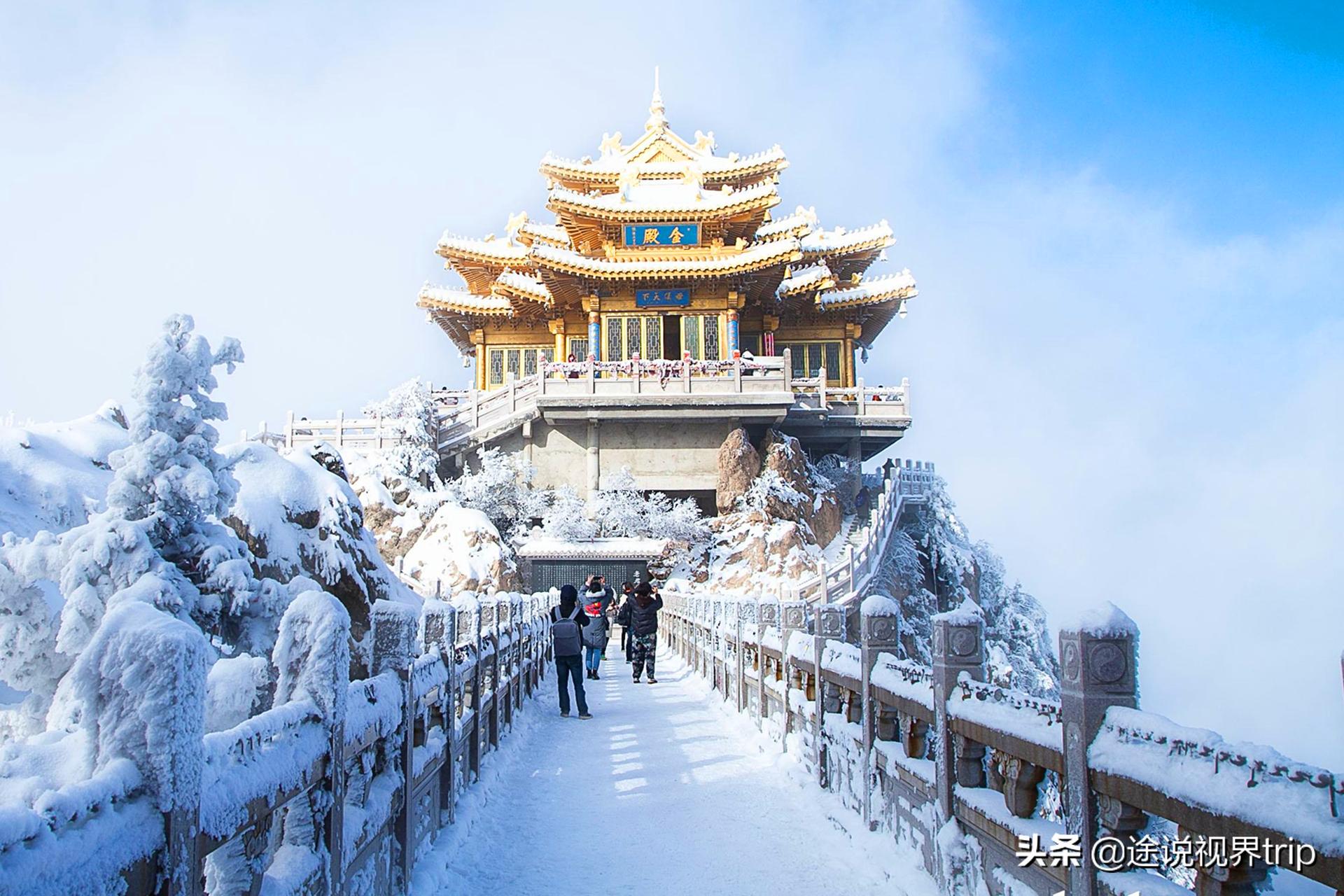 冰封奇景绝美的雪山，老君山一场雪惊艳了整个华夏，仿佛误入天宫
