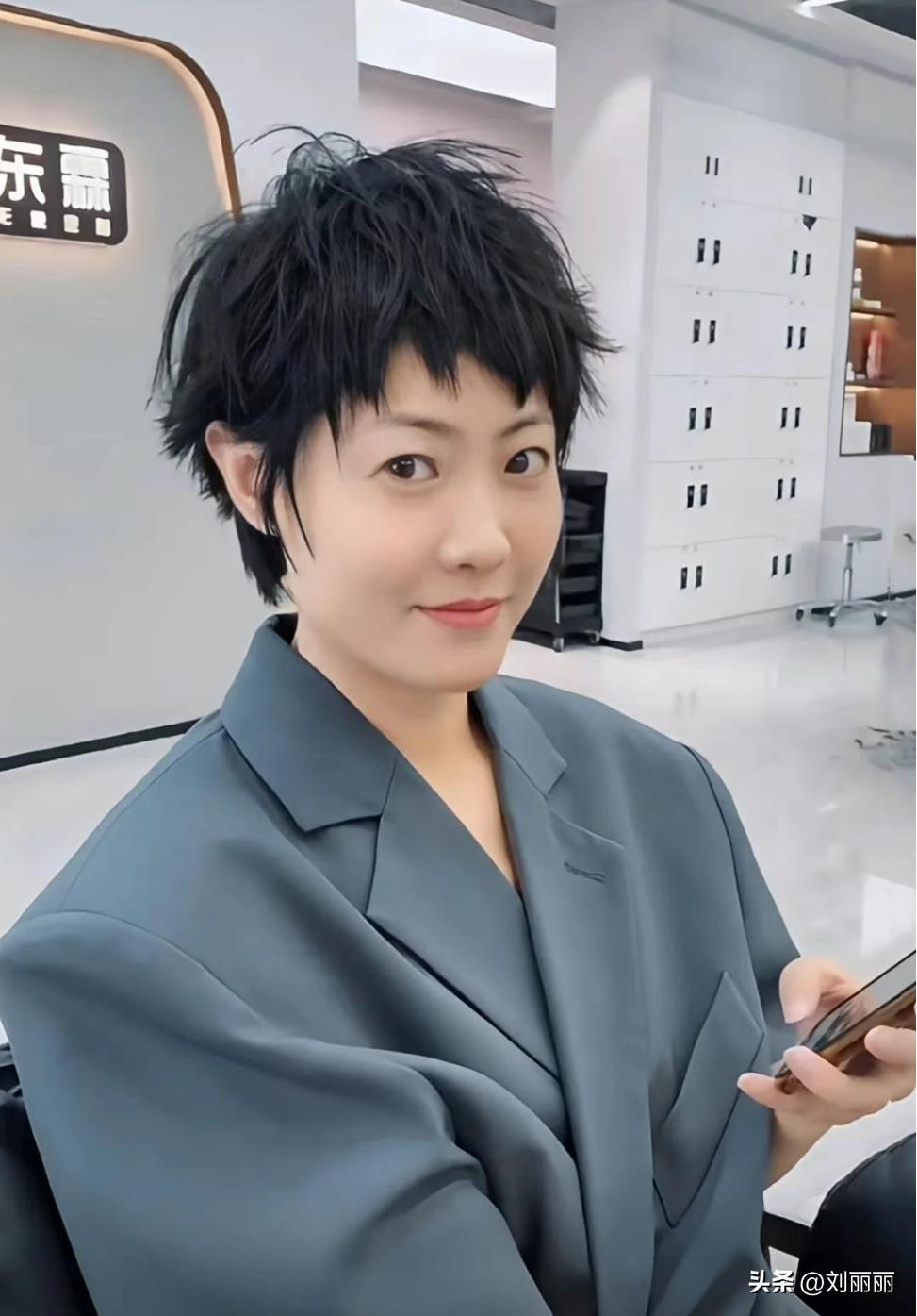 女孩子发型简单扎法10-14岁中短发,12-15岁学生适合的无刘海短发发型