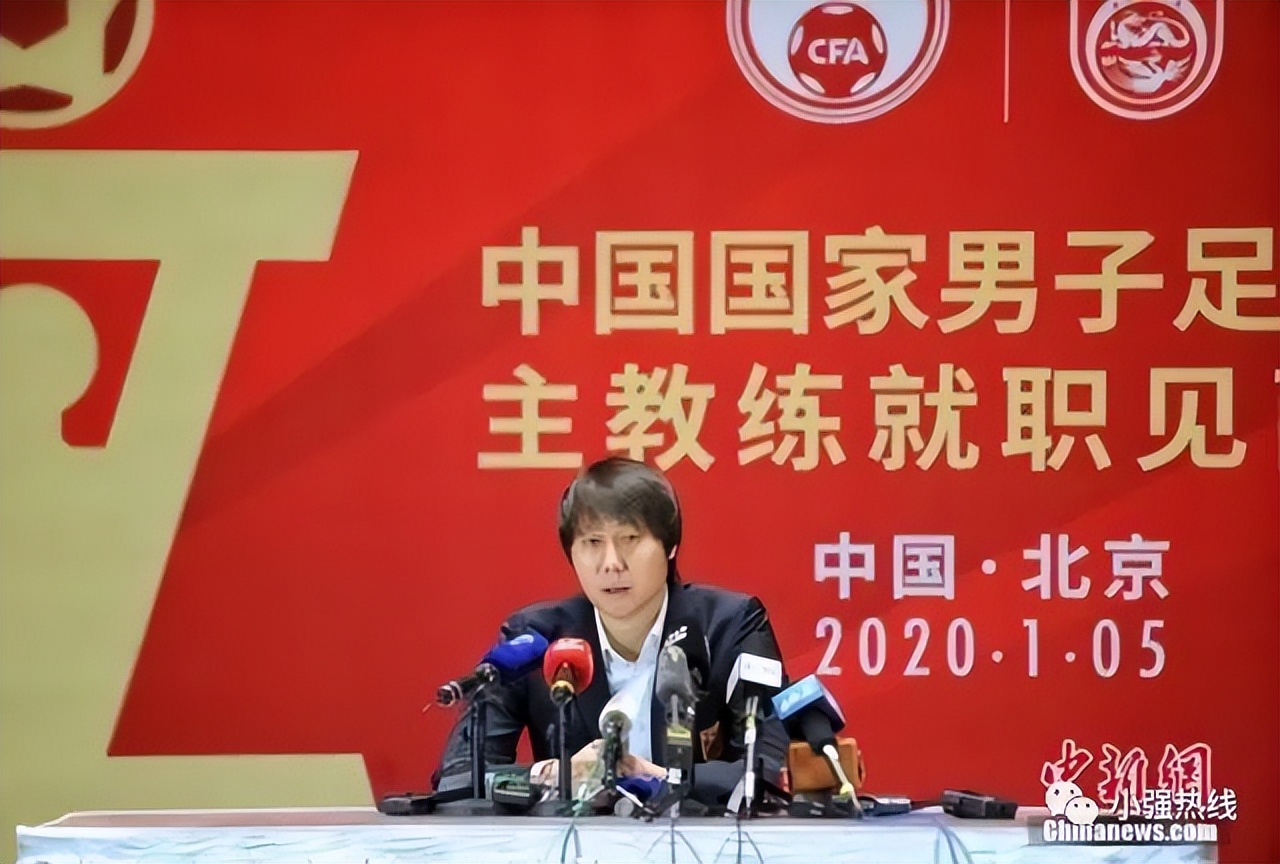 国足原主教练李铁简介,国足主教练李铁现在干嘛