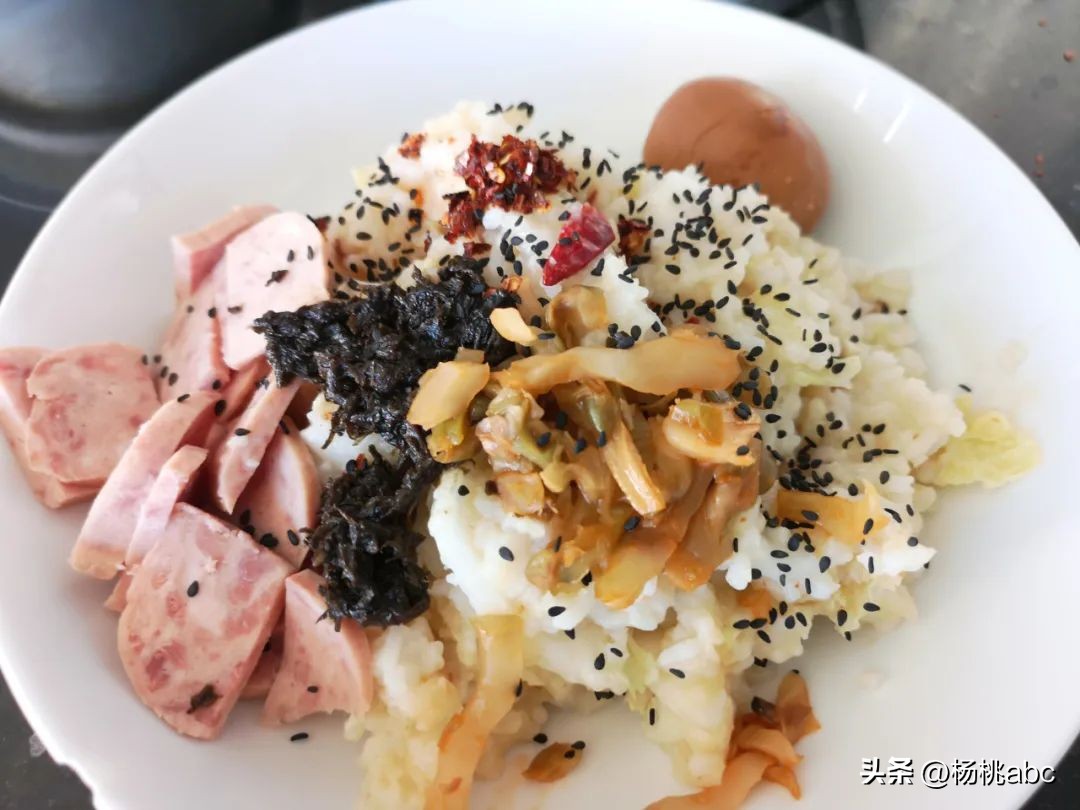 英国的饭菜为什么特别难吃,英国的食物难吃还容易吃胖