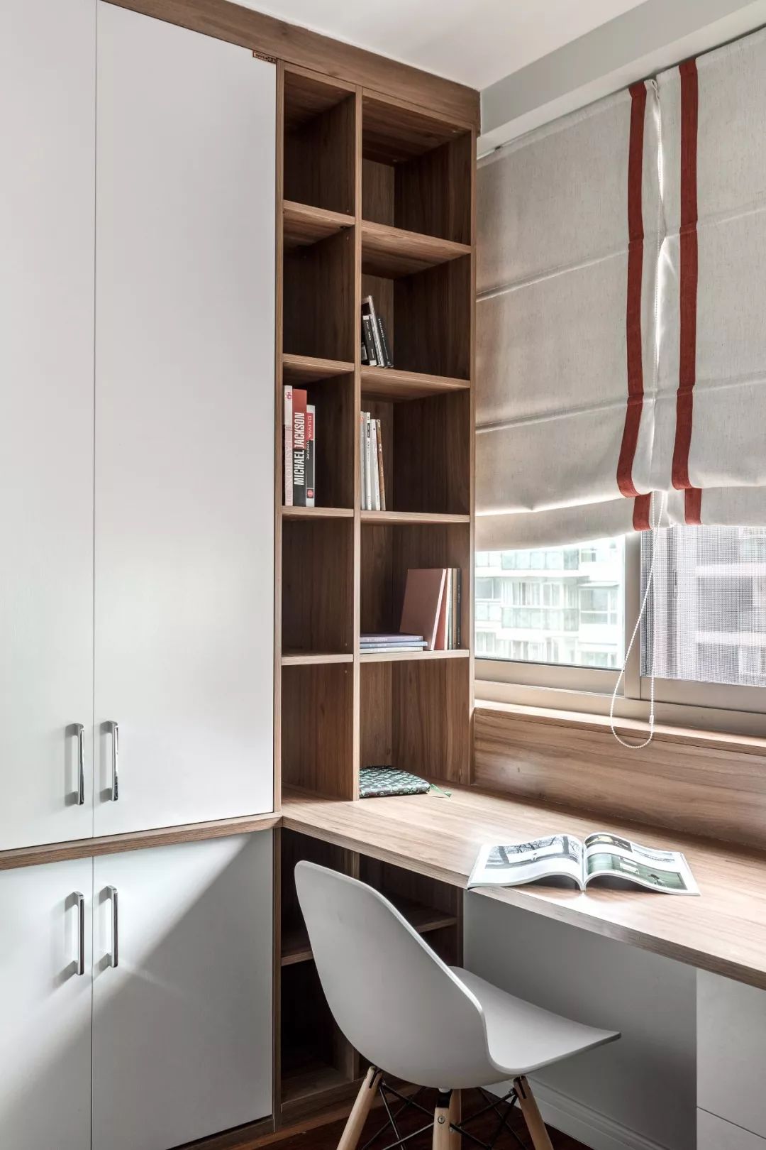 小户型书桌设计,小户型的书桌怎么设计