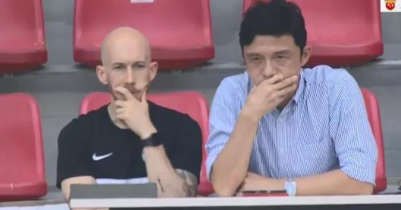 足球逼抢如何有压迫感,逼抢足球