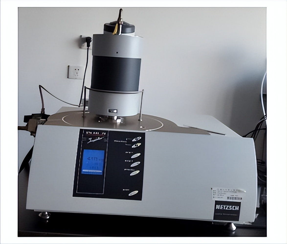 中国东北矿区和蒙古国巴彦加拉等矿区的物理化学性质实验研究