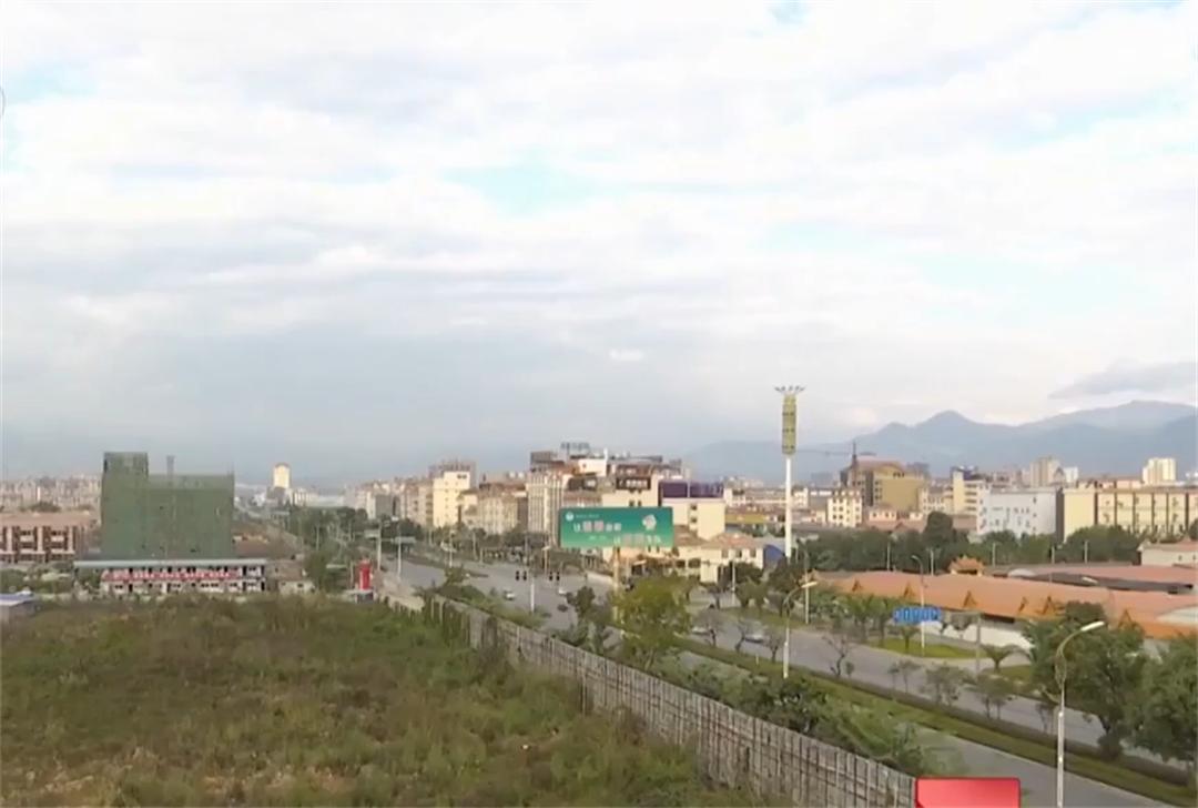 60澶氬瞾鑰佷汉杞借揣琚氦璀︽姄鍚庣画,鑰佷汉鎷栧甯﹀彛